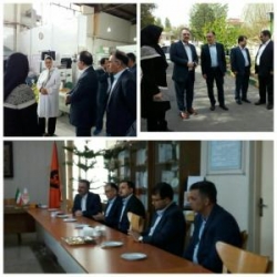 بازدید جمعی از مسئولین استانی و کشوری از مؤسسه خیریه روزبه